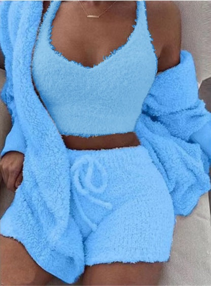 Women’s 3 piece fuzzy lounge set ✨