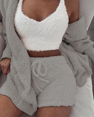 Women’s 3 piece fuzzy lounge set ✨